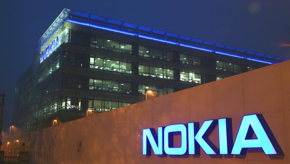 தமிழகத்தில் மூடப்பட்ட நோக்கியா தொழிற்சாலை மீண்டும் திறக்கப்படுமா ? மத்திய  அரசு பரிசீலனை