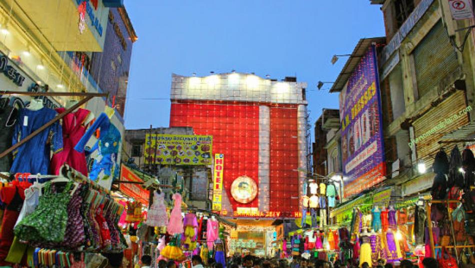 bomb threat in t.nagar saravana stores