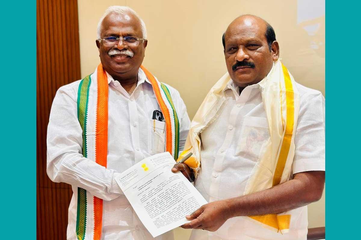 anna-university-college-issue-nellai-mp-meets-with-education-minister