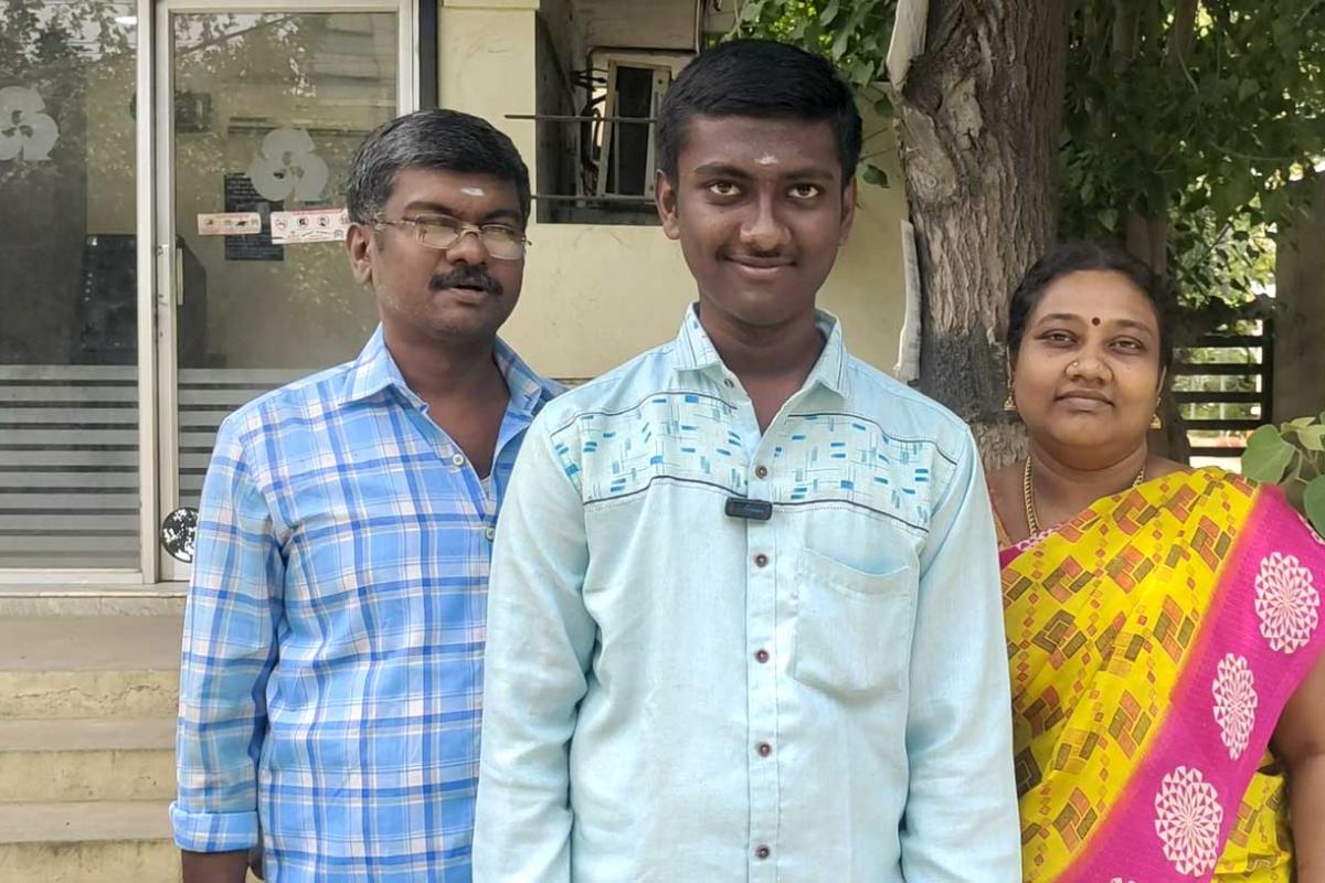 tirunelveli-town-chapter-school-student-tops-the-district-with-597-marks