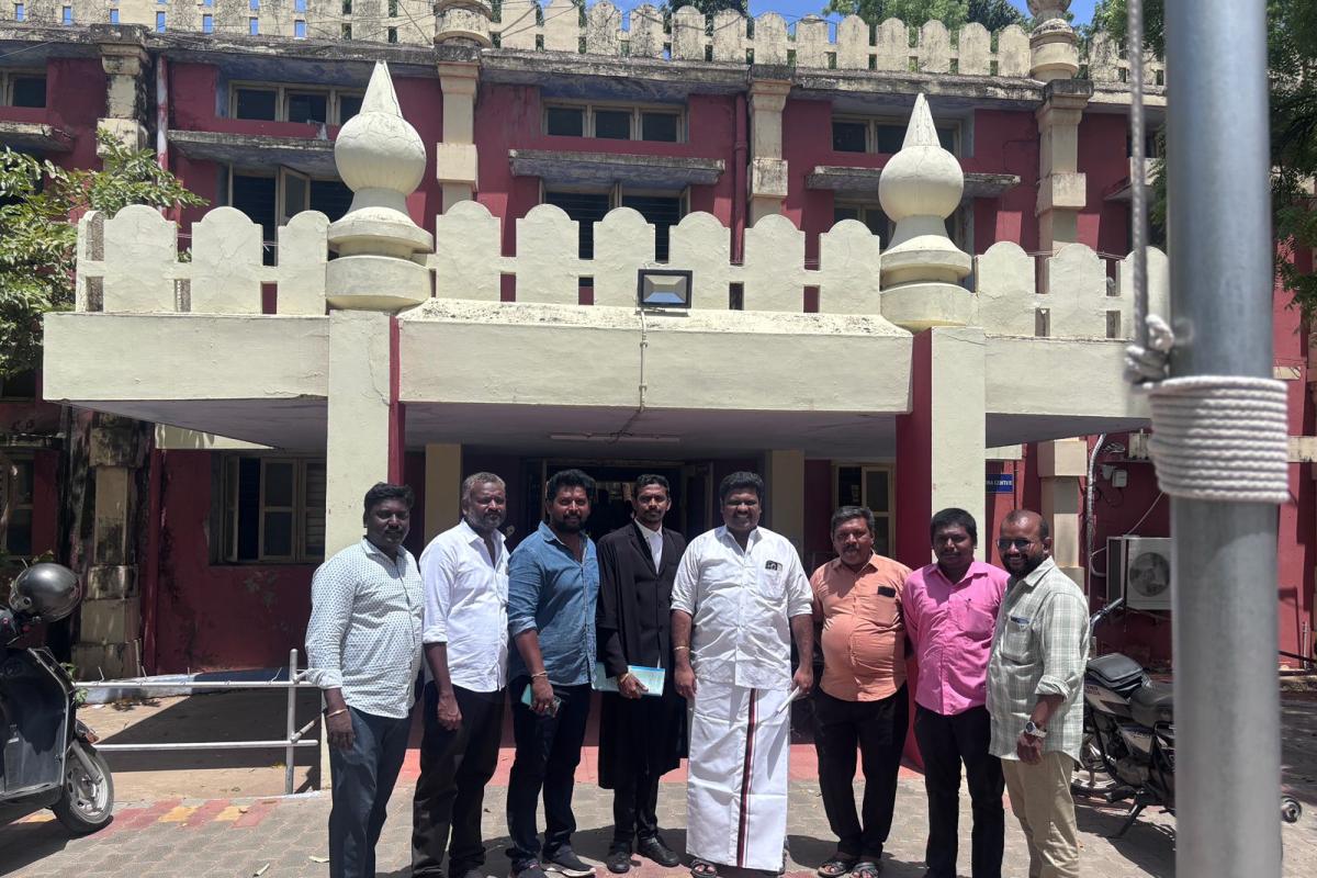 Destroying-Hindi-script-is-a-crime-DMK-members-admit-to-judge