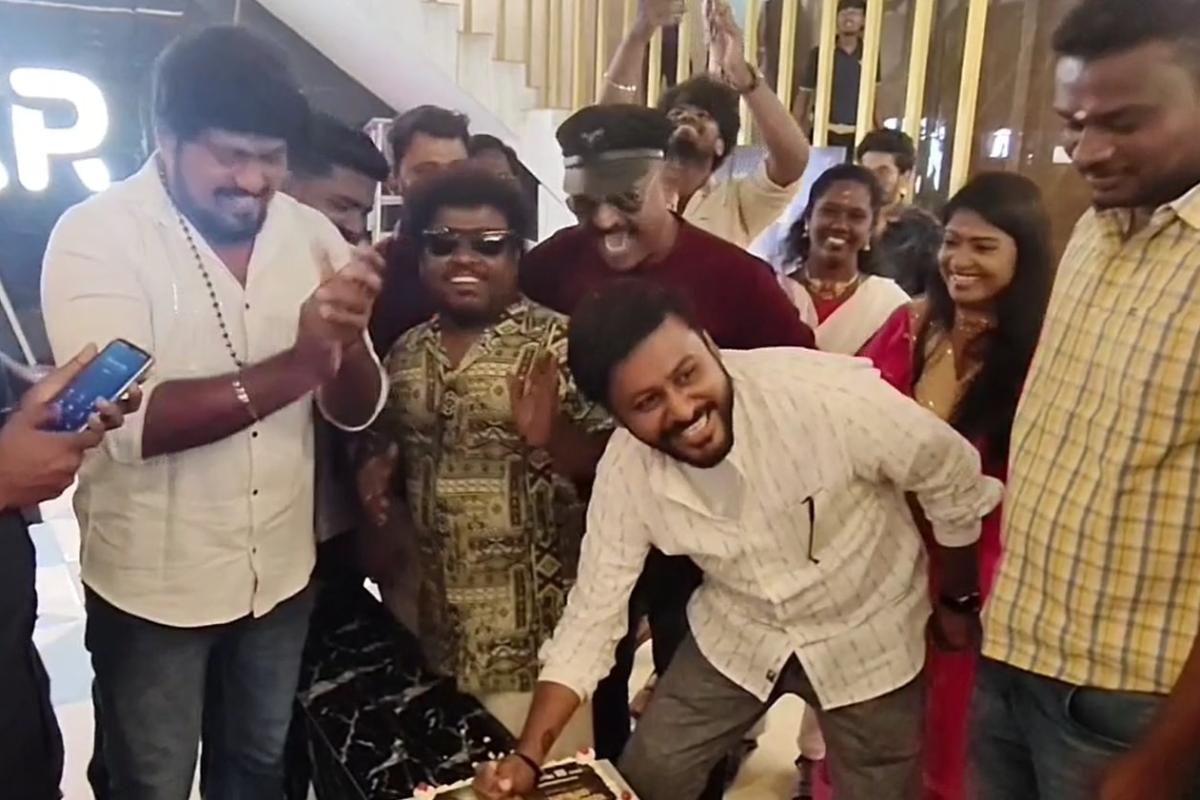 Yaadhum-Aaiyan-directed-by-Thoothukudi-based-director-Gopi-realesed-today