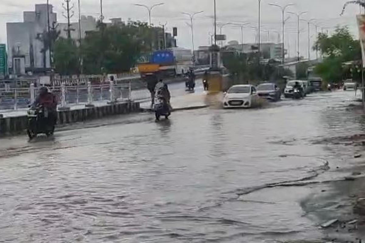 nellai-town-flooded-in-just-one-day-rain