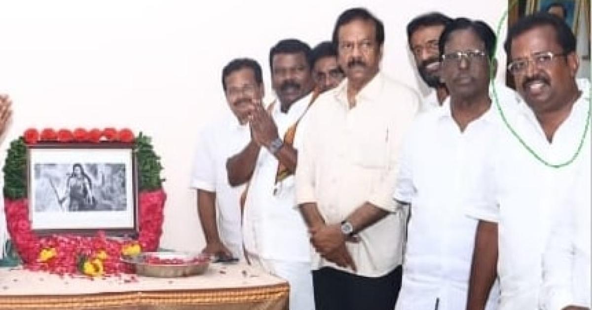 veeramangai-kuyili-s-memorial-day-congress-leader-selva-perundakai-pays-tribute