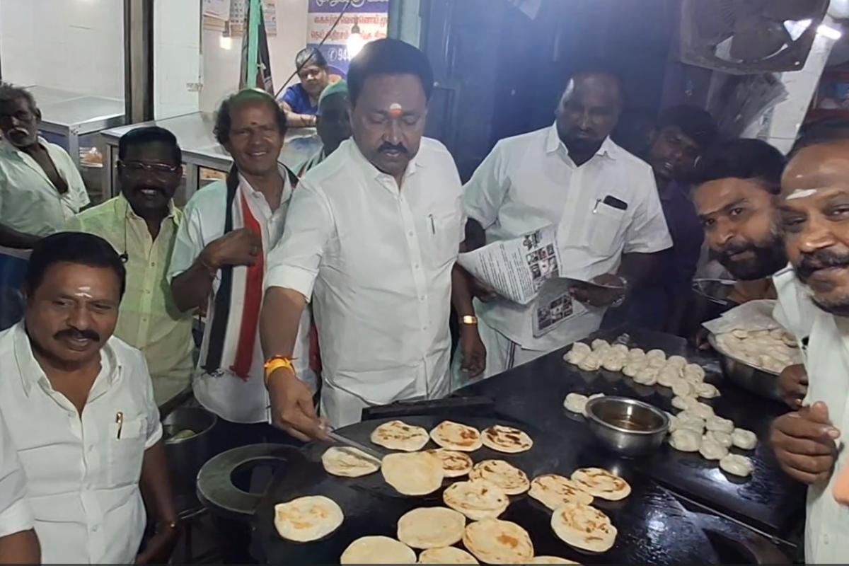 Palayamkottai-Campaign-to-vote-for-AIADMK