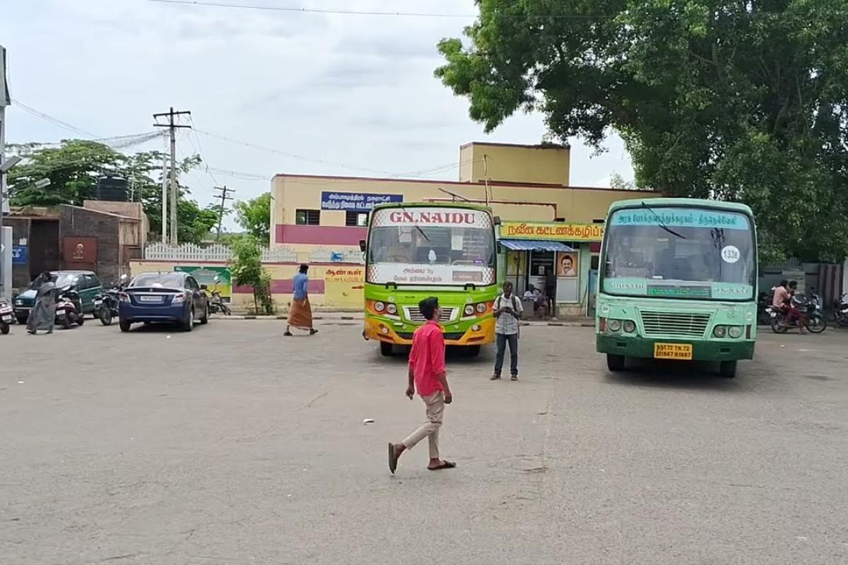 Rs-200-fine-fine-on-Nellai-government-bus-driver-cancelled