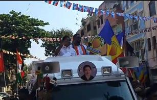 edappadiPalaniSamis-campaign-interrupted-ambulance