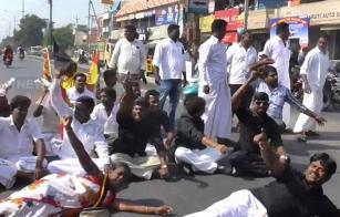 dmdk-volunteers-protest