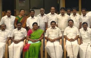 TTV-party-nellai-district-secratary-with-some-office-bearers-joined-admk