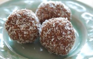 Tasty-Bread-Coconut-Balls-Recipe