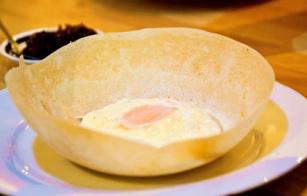 Delicious-Chicken-Curry-Egg-Appam-Recipe