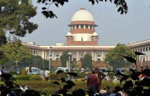 Kashmir-issue-SC-sends-notice-to-centre-on-scrapping-article-370