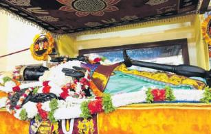 Rs-7-crores-received-in-kanchi-varadarajar-perumal-koil-from-devotees-through-Hundi