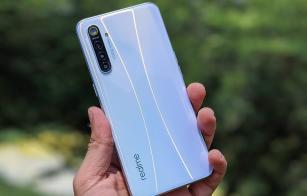realme-xt-starts-sale-today-in-india