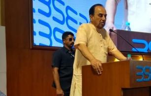 stop-scaring-economists-subramanian-swamy-advice-for-modi