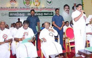 edappadi-attacks-ttv-dinakaran-and-family-in-admk-general-council-meet