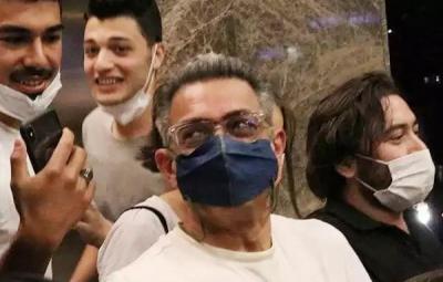 bollywood-superstar-gets-mobbed-in-turkey