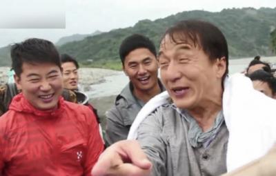 actor-jackie-chan-met-an-accident-at-shooting-spot