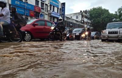 heavy-rain-continues-in-chennai-from-yesterday