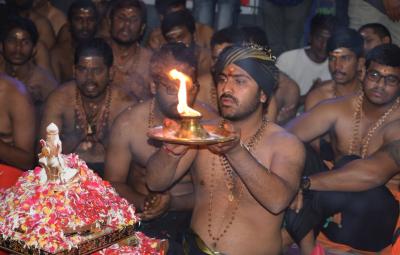 sabarimalai-devotees-not-allowed-during-poojas