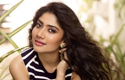 sai-pallavi-in-talks-to-romance-a-comedian