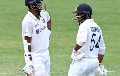 anand-mahindra-announces-thar-suv-as-gift-for-team-india-players-who-deputed-on-aussies-tour