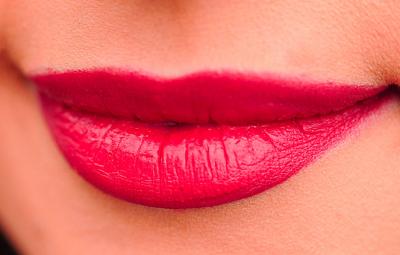 how-to-make-lips-brighter