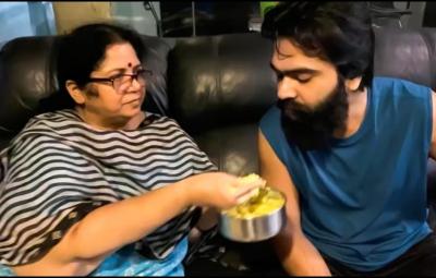 simbu-s-adorable-new-video-on-mother-s-love-wins-hearts
