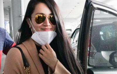 trisha-reaches-hyderabad-to-shoot-for-mani-ratnam-s-ponniyin-selvan