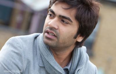 who-will-be-paired-opposite-simbu-trisha-or-nayanthara