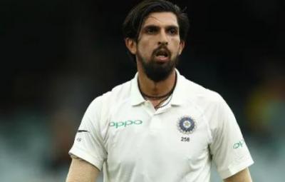 delhi-storm-takes-300th-wicket-in-tests