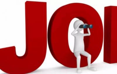 10th-class-graduates-work-in-the-federal-government