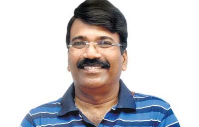 tamil-cinema-actor-dhamu-receives-rashtriya-shiksha-gaurav-puraskar-from-cegr-national-council