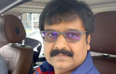 actor-vivek-has-a-heart-attack