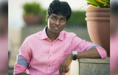 atlee-asking-help-for-rescue-his-associate-director-father