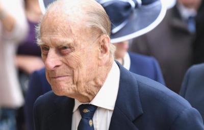 30-person-only-allowed-in-philp-funeral