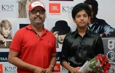 actor-vivek-about-his-son