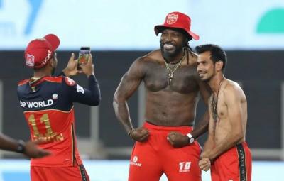post-a-hilarious-summary-of-their-win-over-rcb-using-chris-gayle-yuzvendra-chahal-s-reference