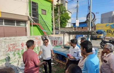 nagercoil-mayor-mahesh-conducts-surprise-inspection-in-the-corporation-area