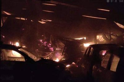 fire-accident-in-car-showroom-in-nagarkovil