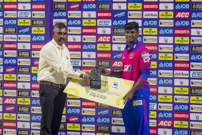 npl-tiruppur-team-win-tirunelveli-bowler-esakkimuthu-backs-man-of-the-match