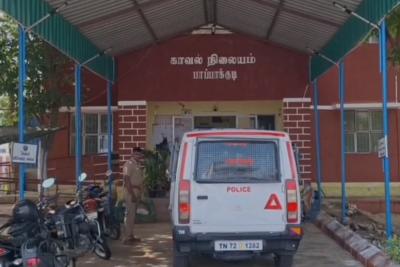 attack-on-police-inspector-near-nellai