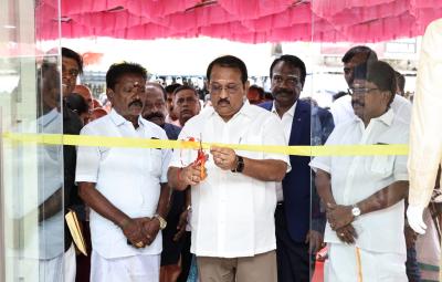 minister-white-new-showroom-in-nellai