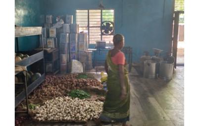 rotting-vegetables-in-the-kitchen-of-a-private-college-in-nellai-officials-fainted-due-to-the-stench