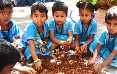 contribution-of-school-students-to-plant-trees