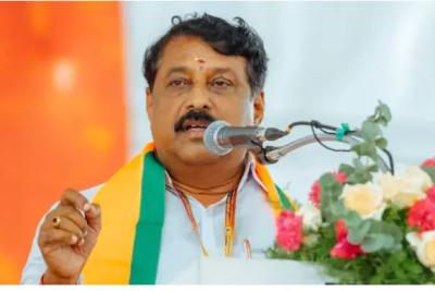 nainar-nagendran-decides-to-change-the-nellai-constituency