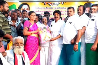 ambai-mla-isakki-subbaiah-celebrated-pongal-with-the-people