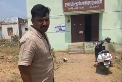 dmk-leader-settles-in-vadavalli-primary-health-center