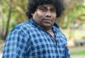 yogi-babu-replaced-vadivelu-in-pei-mama