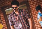 vijay-watches-master-film-and-express-happiness-to-director-lokesh